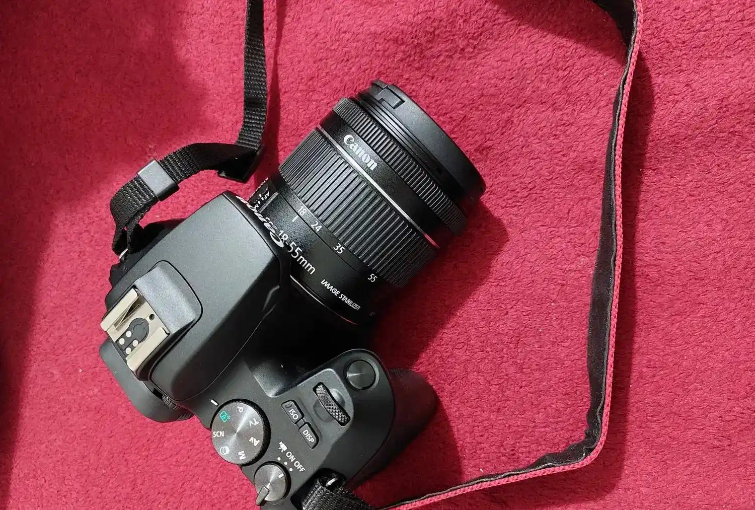 دوربین 250d دست دو