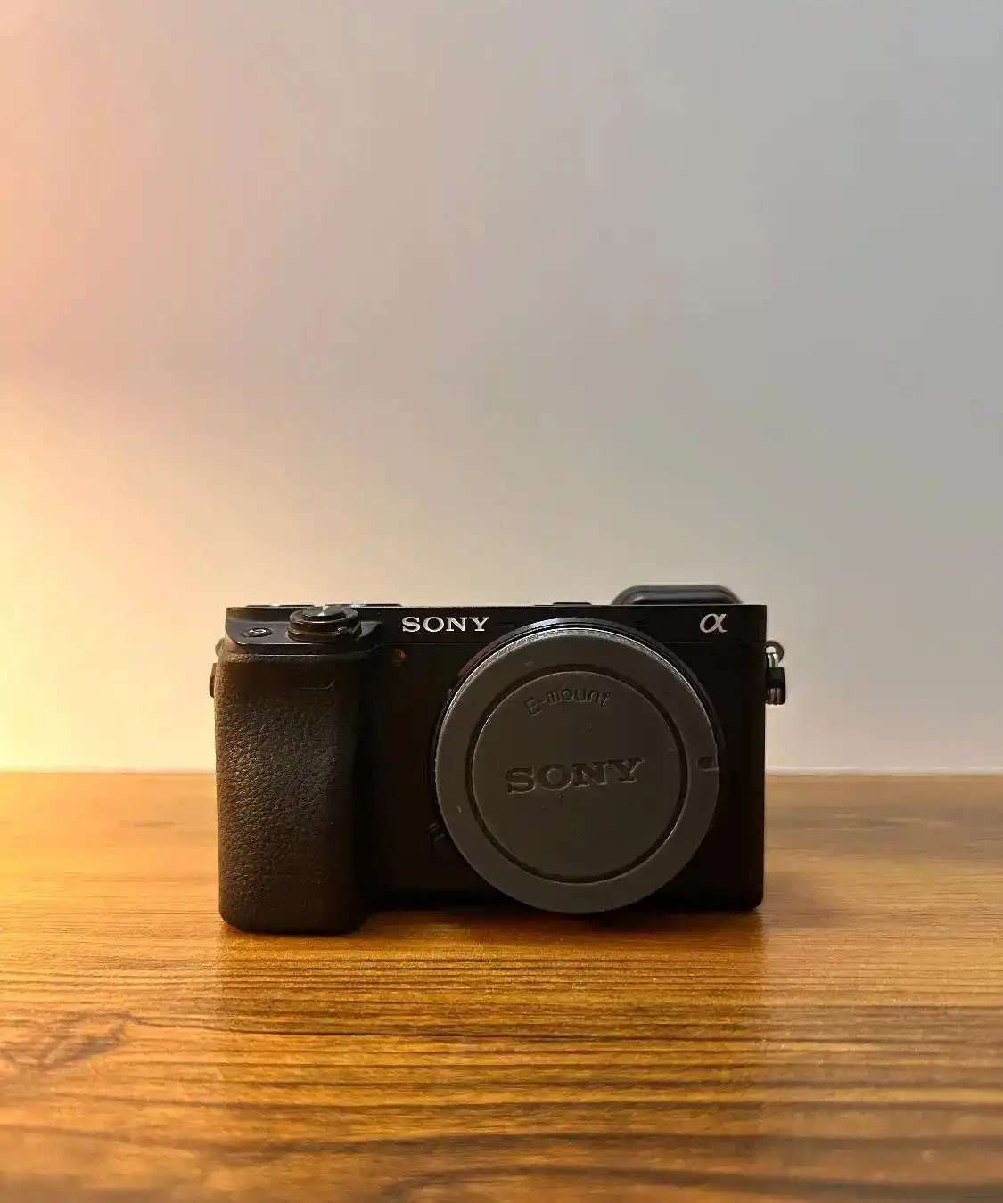 دوربین سونی a6400 دست دو