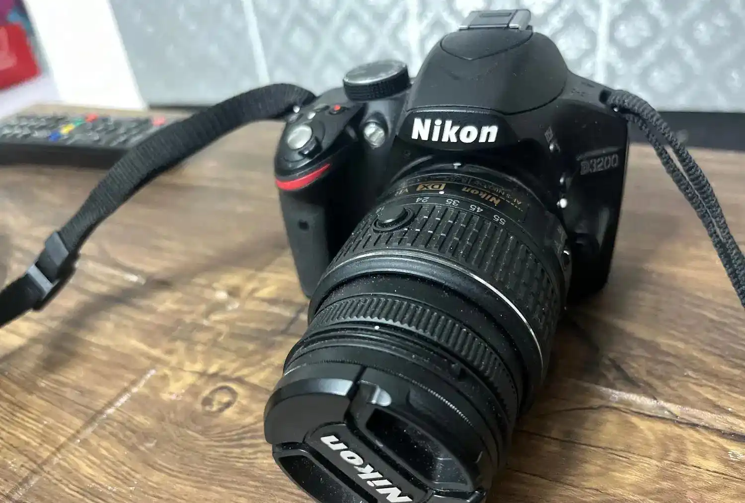 دوربین نیکون d3200 دست دو