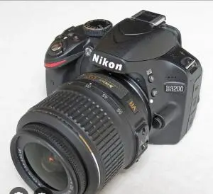دوربین حرفه ای نیکون | Nikon D3200+18-55MM دست دوم