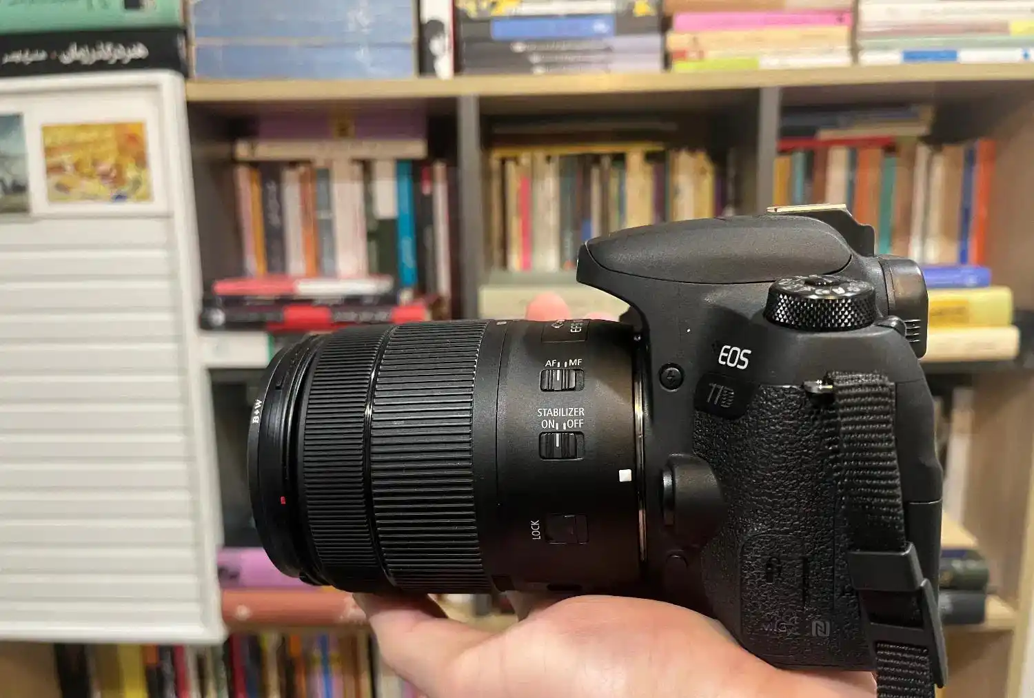 فروش دوربین Canon 77D + لنز 18-135 IS USM دست دو