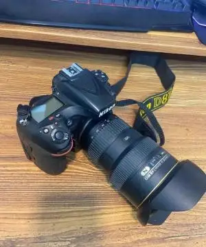 دوربین نیکون D810 لنز سیگما 85. F1.4 دست دوم