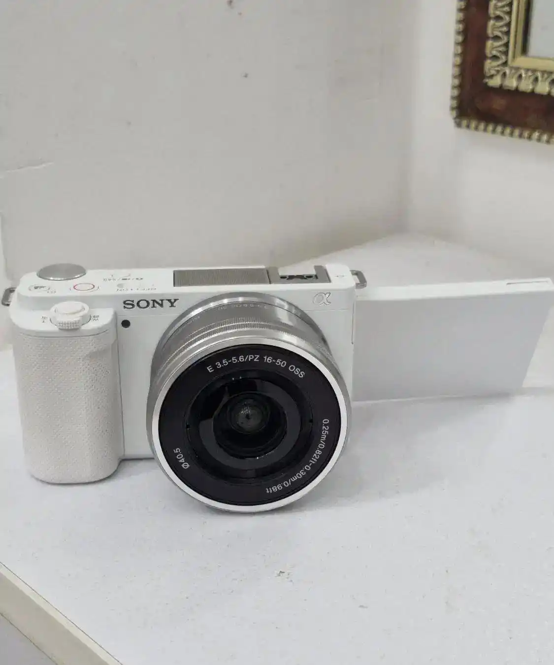 دوربین سونی zve10 سفید کم کار دست دو