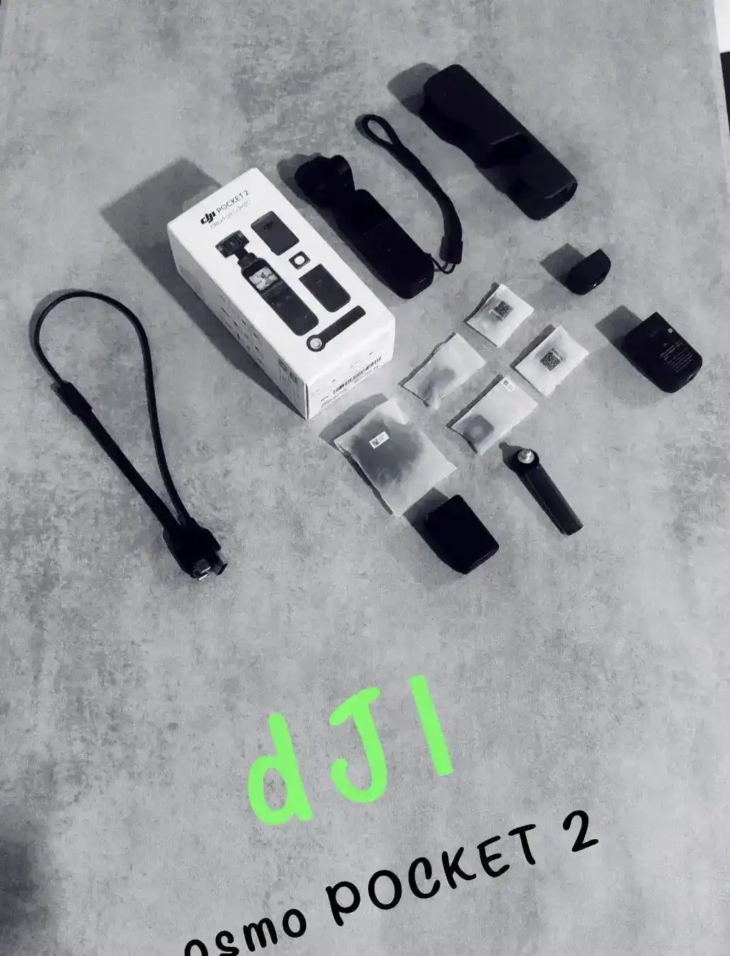 دوربین DJI Osmo Pocket 2 دست دو