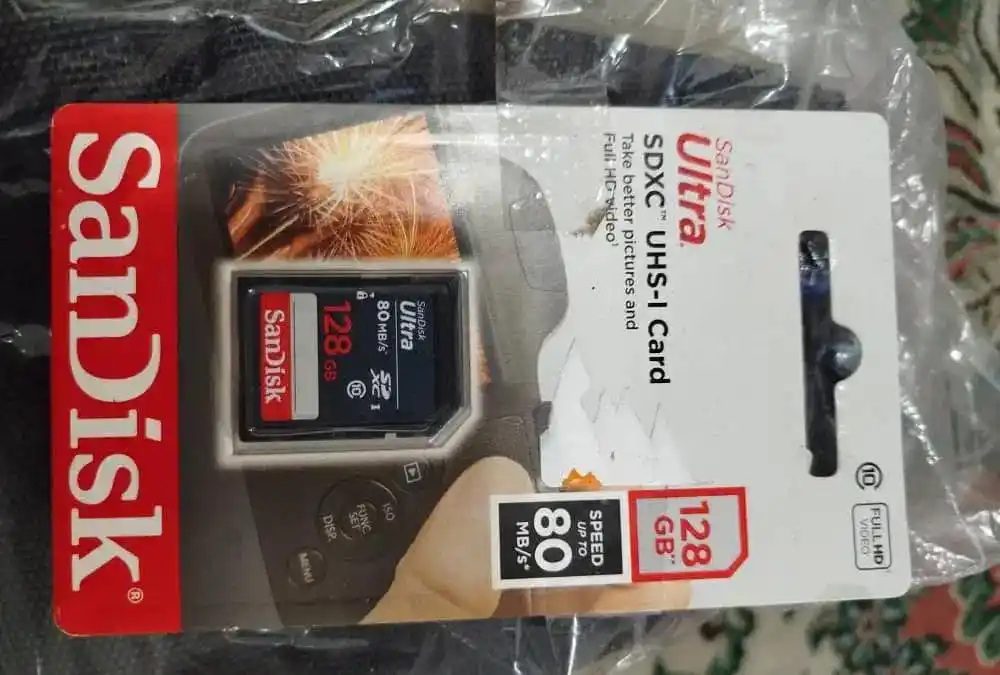 دوربین نیمه حرفه ای دست دو