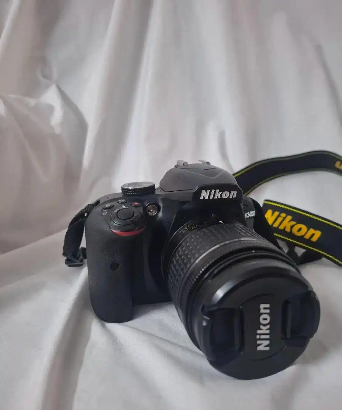 Nikon 3400d دست دو