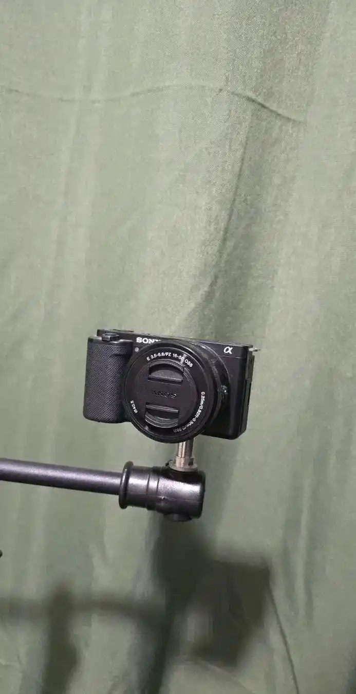 دوربین سونی zv-e10 Sony دست دو