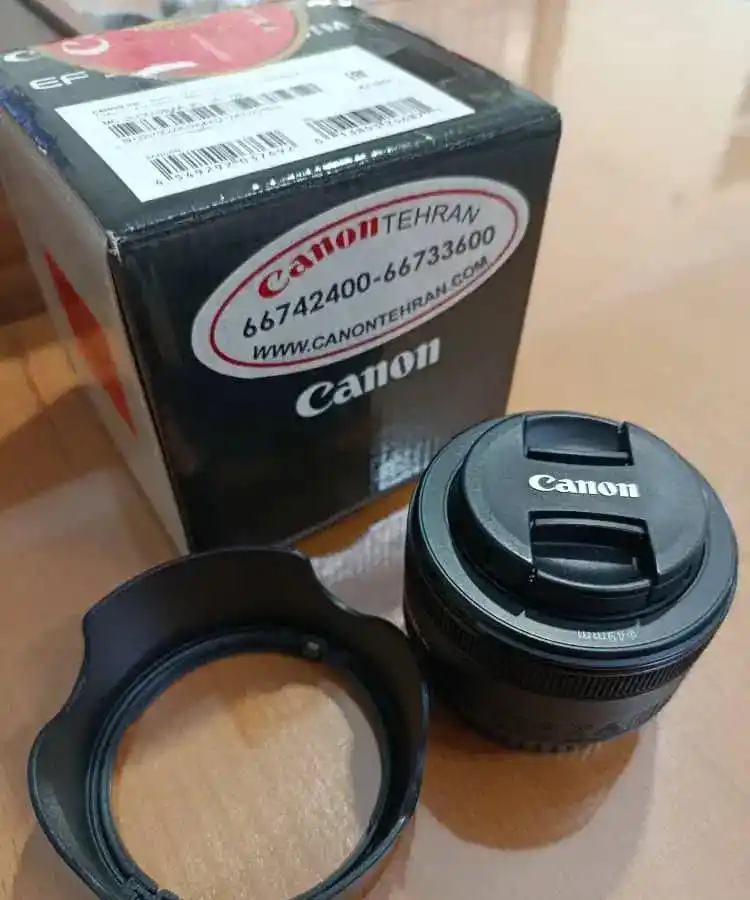 لنز 1.8 50mm دست دو