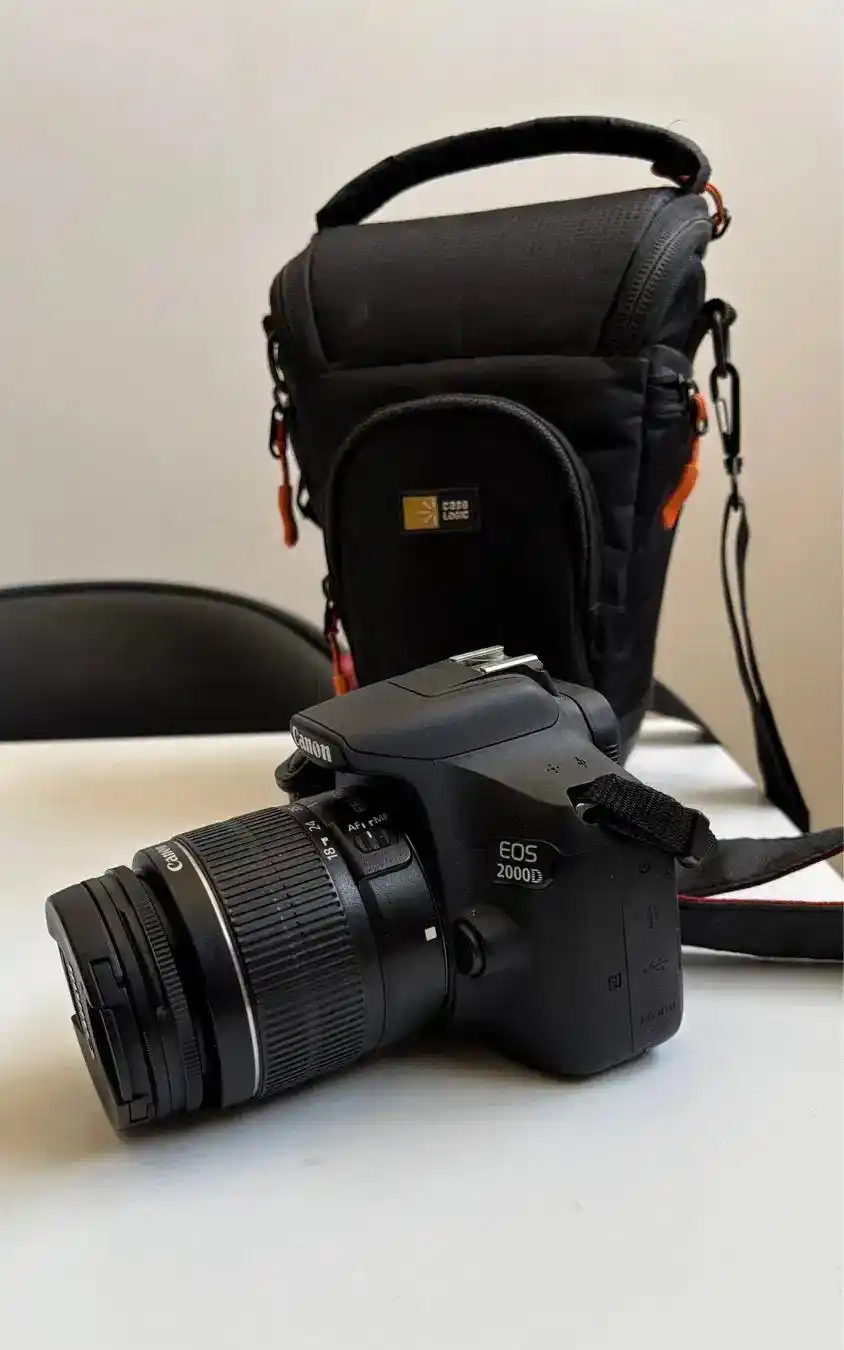 دوربین دیجیتال کنون 2000D دست دو