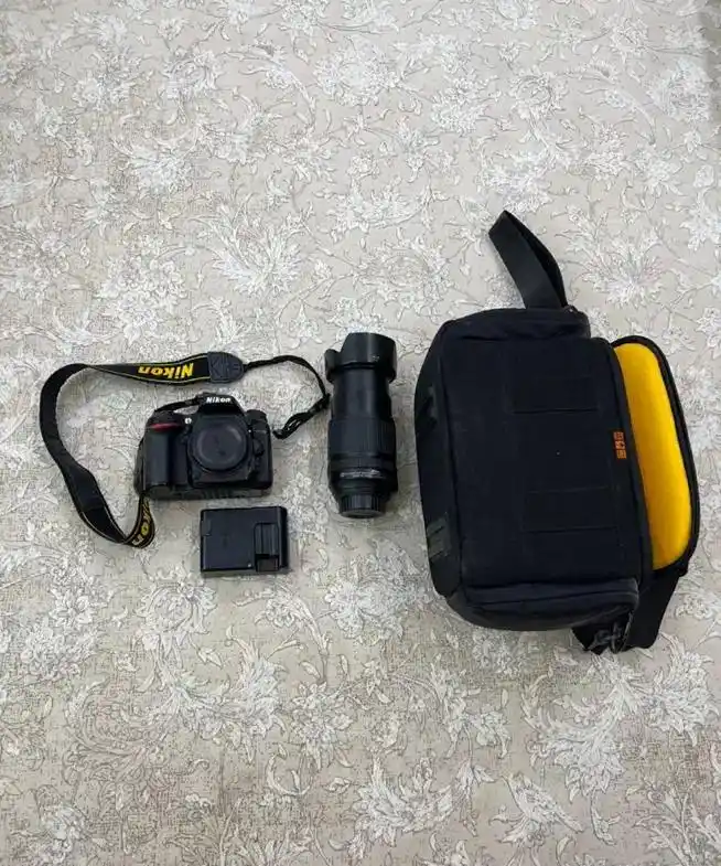 دوربین نیکون d7200 لنز ۱۸-۱۴۰ دست دو