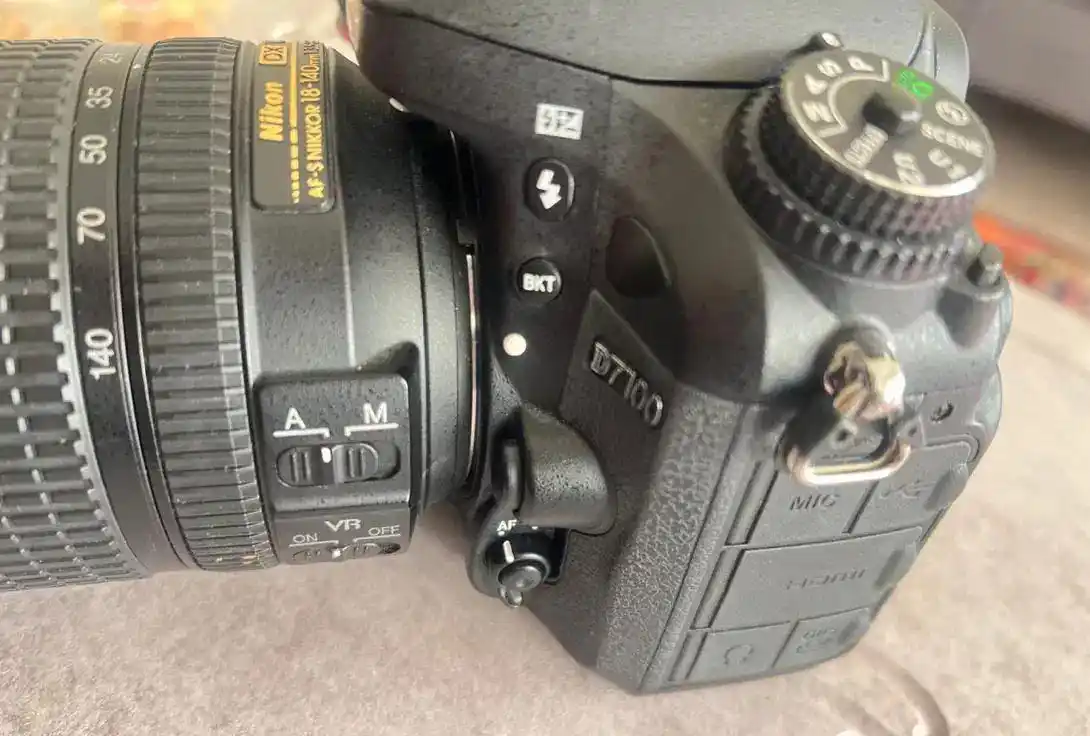 دوربین نیکون d7100 دست دو