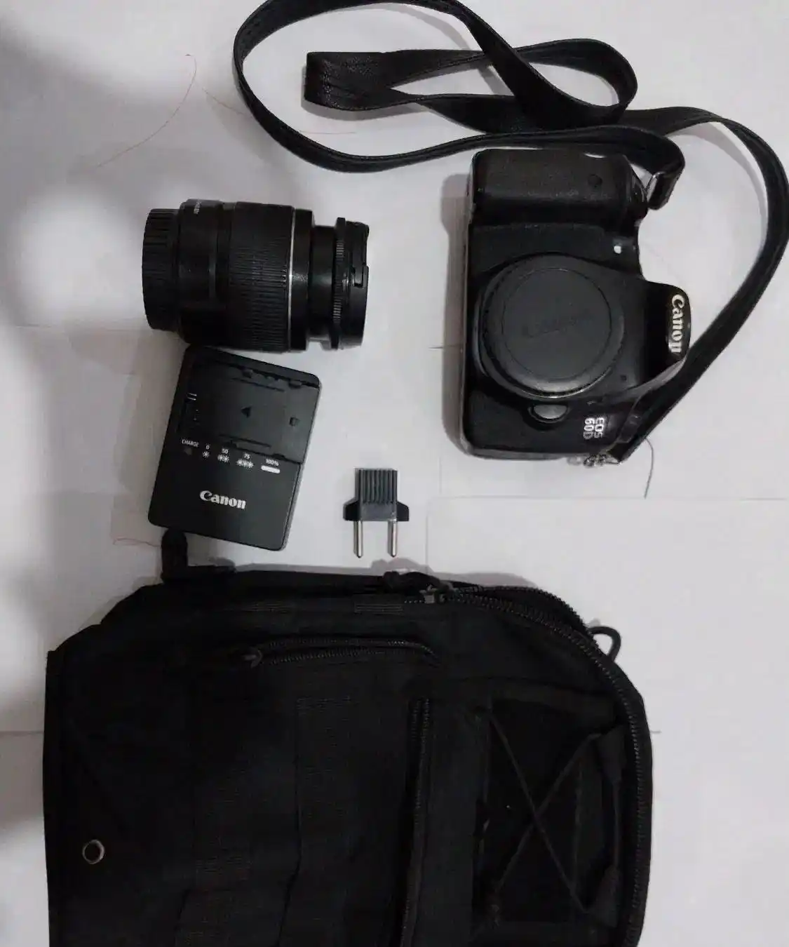 دوربین عکاسی Canon 60D دست دو