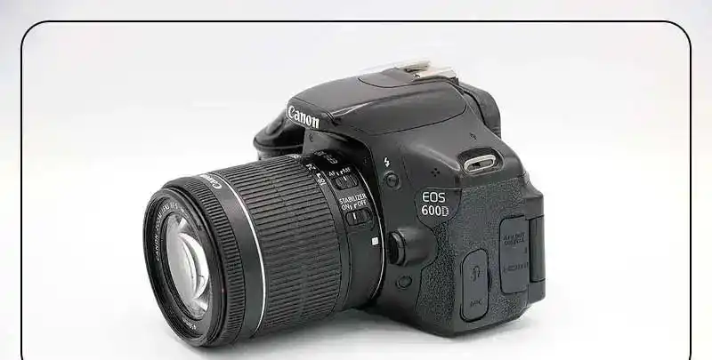دوربین عکاسی کانن EOS 600D دست دو