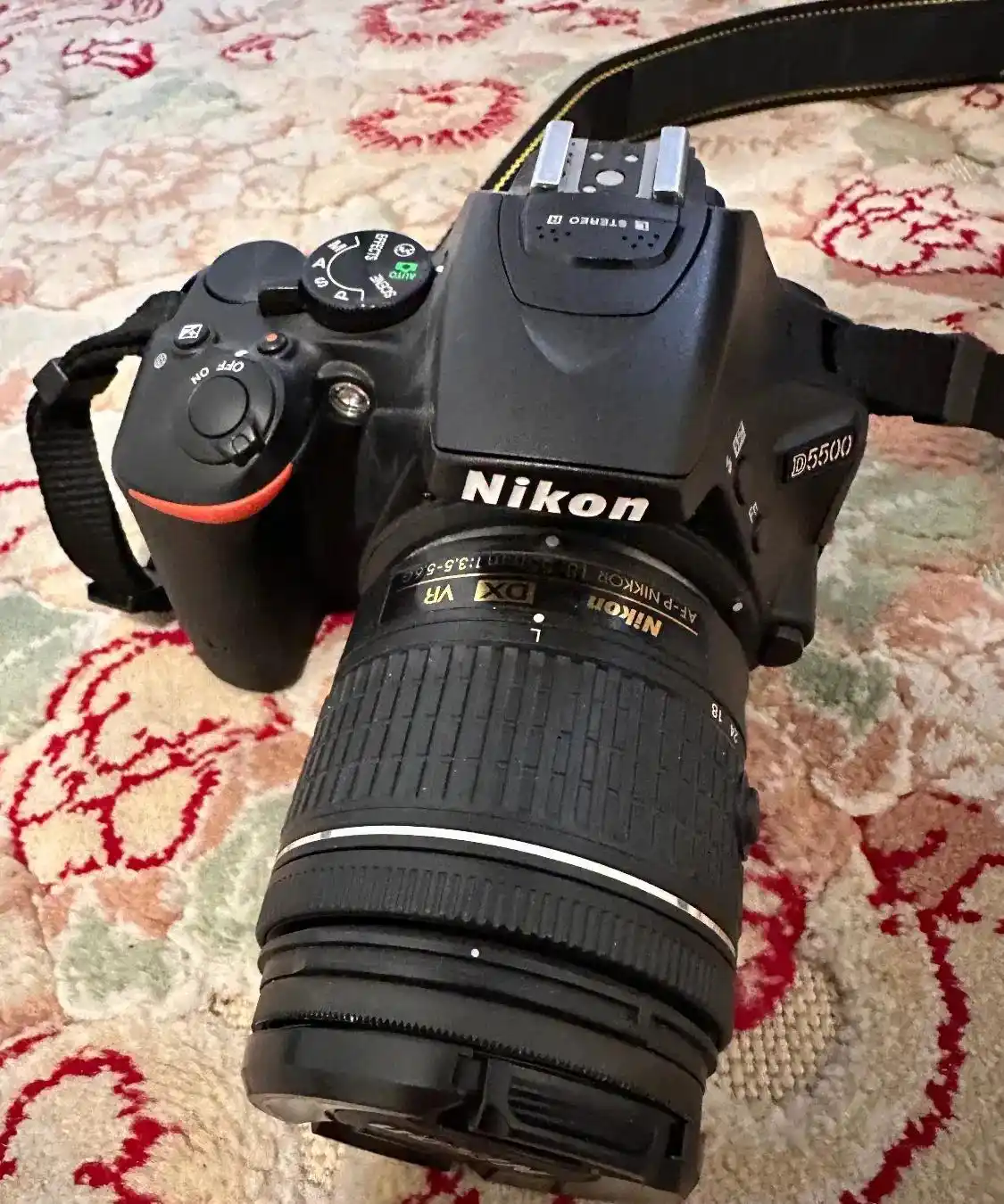 دوربین نیکون D5500 با لنز 55-18 دست دو