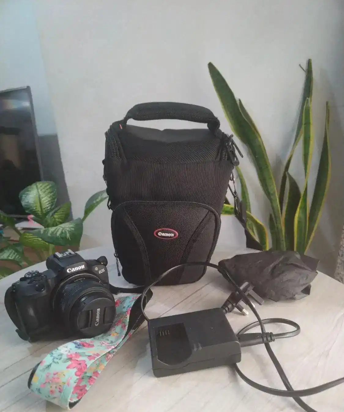 دوربین canan R100 دست دو