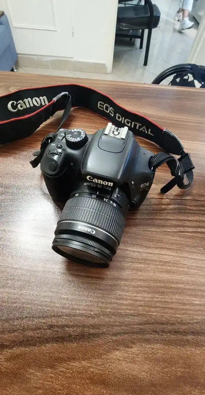 دوربین Canon 550D سالم دست دو