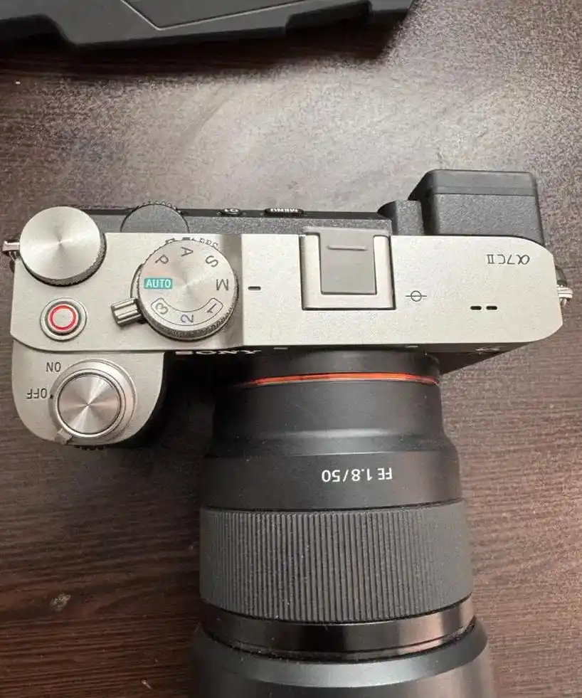 دوربین a7c ii مارک دو دست دو