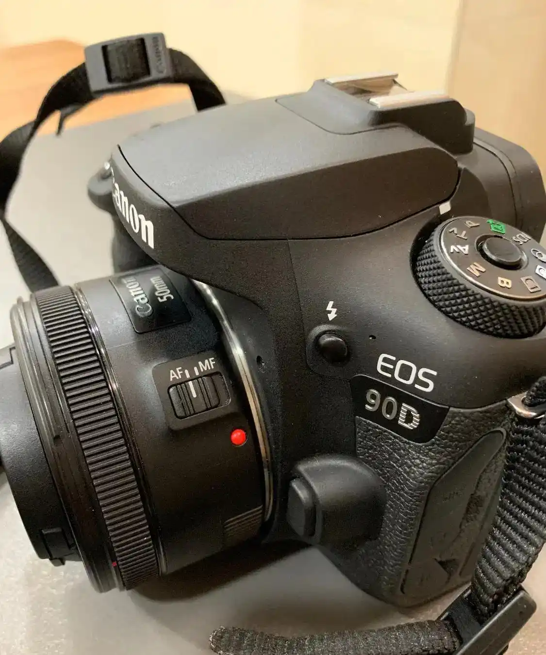 فروش فوری ۹۰ دی کانن دست دو