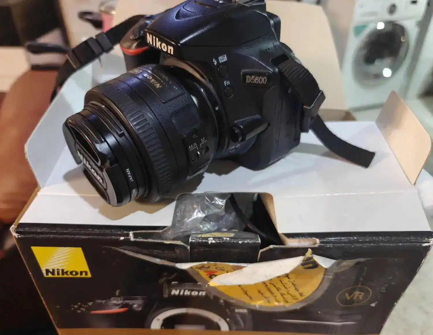 دوربین عکاسی nikon d5600 دست دو