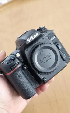 دوربین نیکون d7500 دست دوم