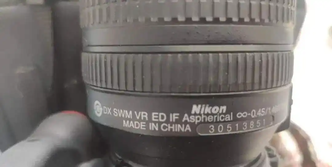 دوربین حرفه‌ای Nikon D5300 با لنز حرفه ای دست دو