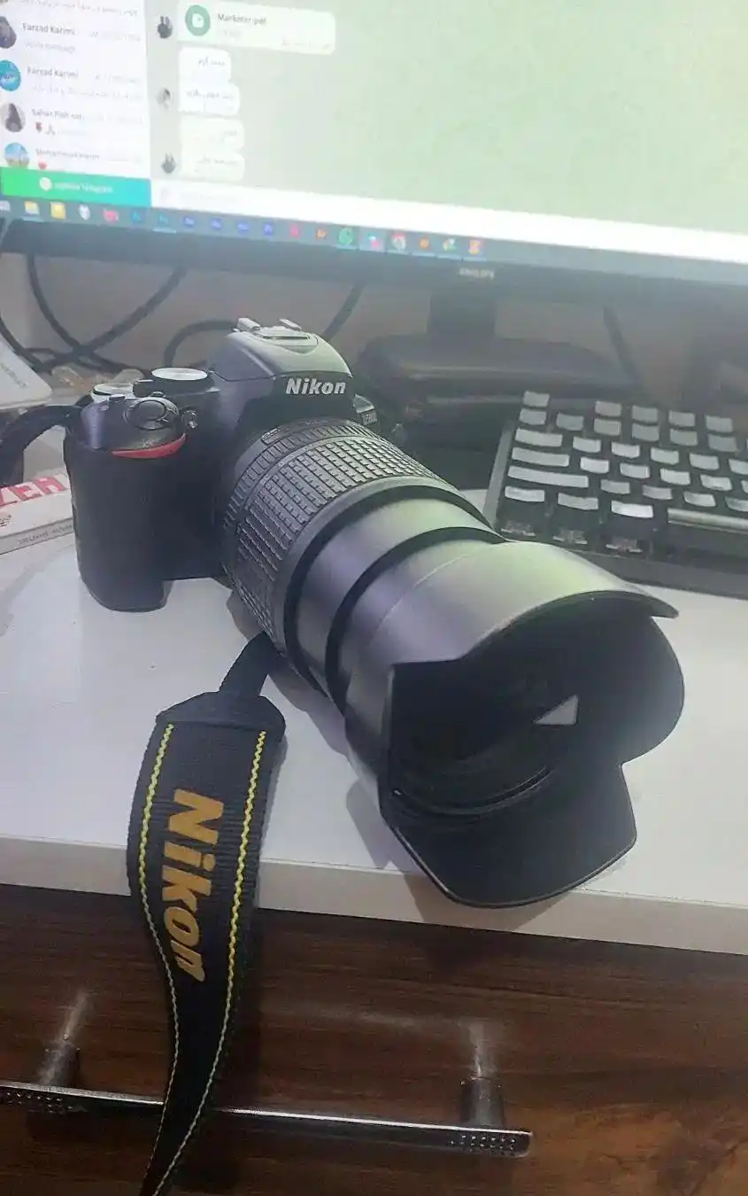 دوربین نیکون d5600 دست دو