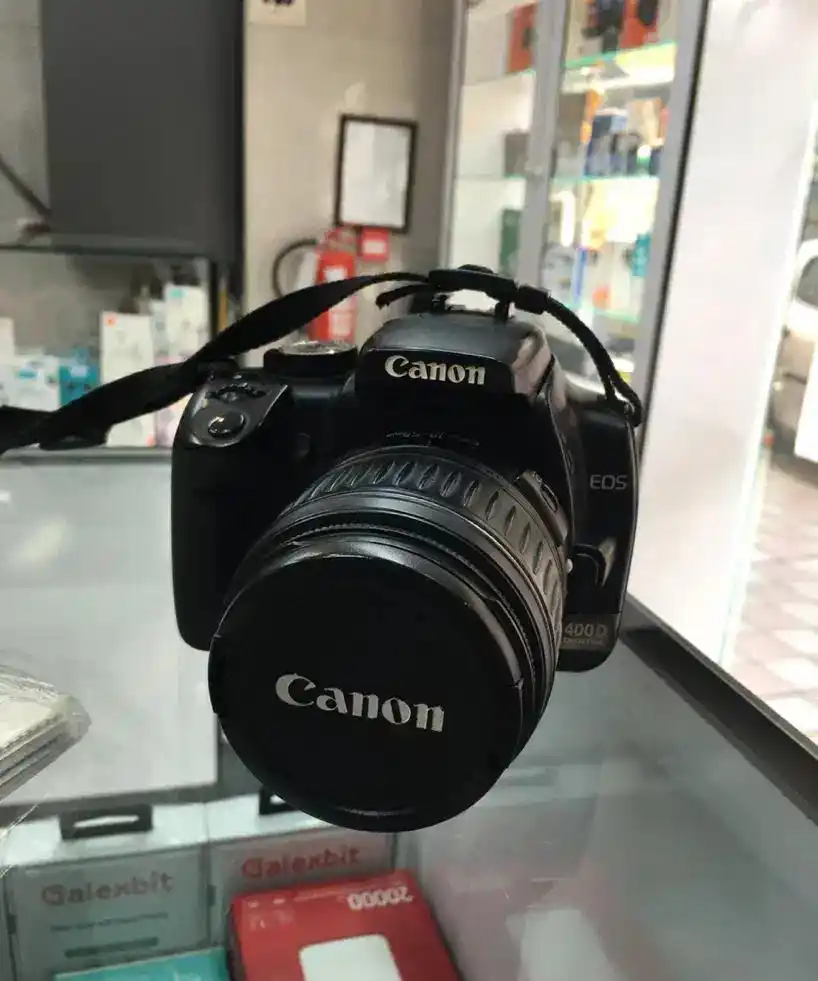 دوربین عکاسی کنون - کانون d400 اصل ژاپن دست دو