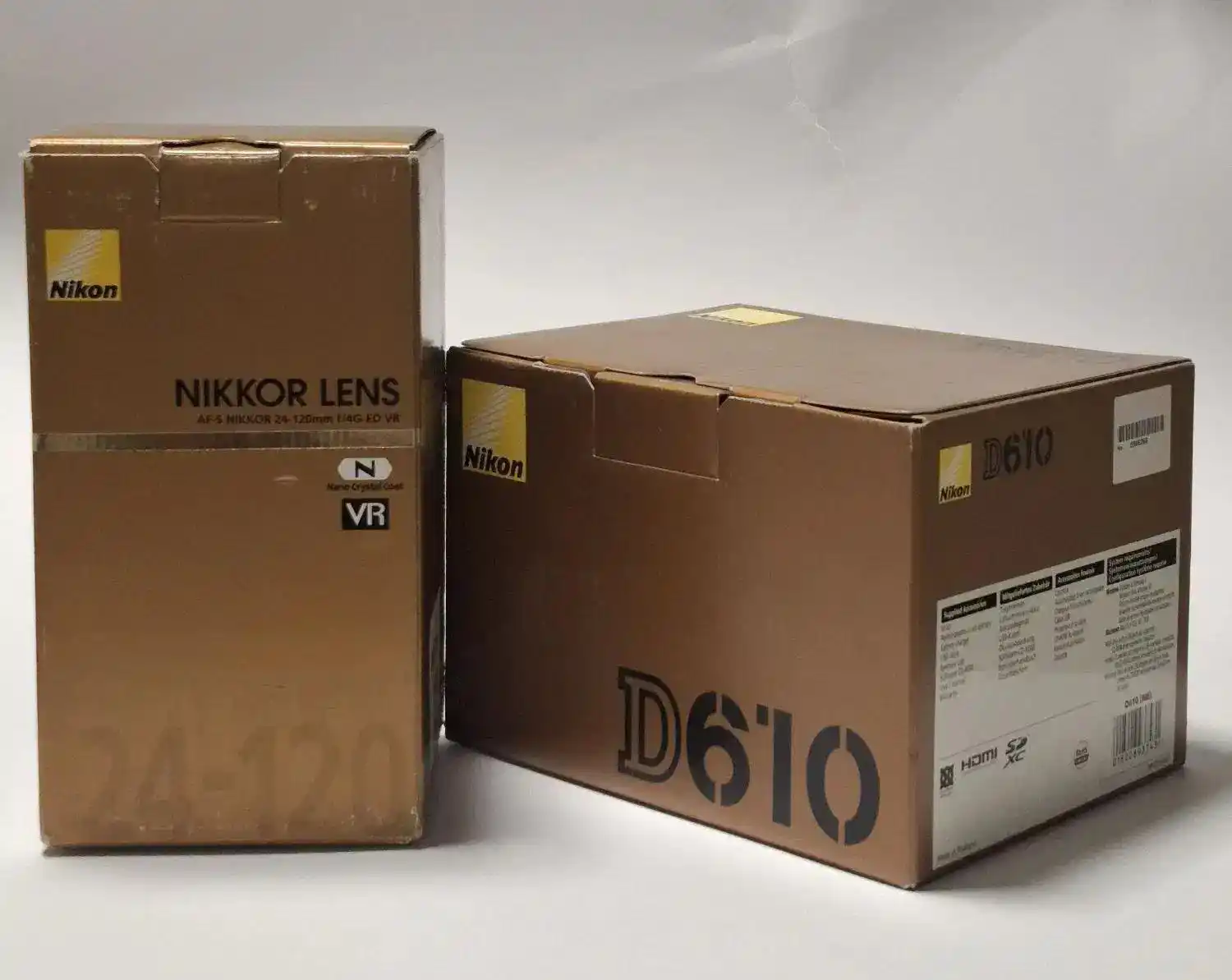 دوربین نیکون دست دو