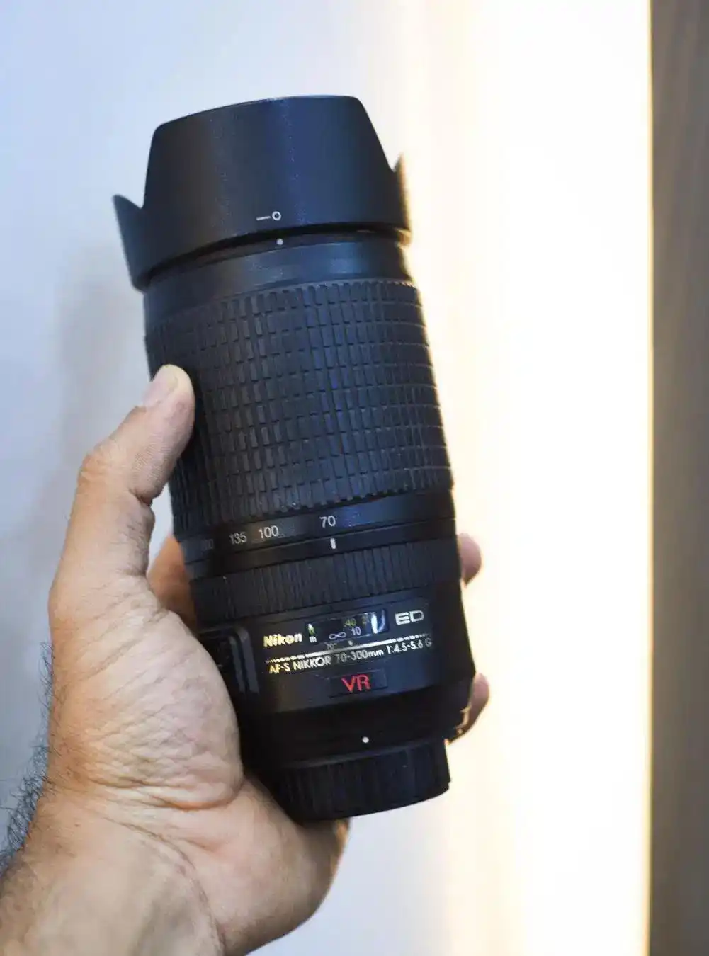 لنز نیکون 70-300 دست دو