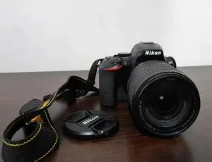 دوربین عکاسی حرفه ای Nikon D5600 دست دوم