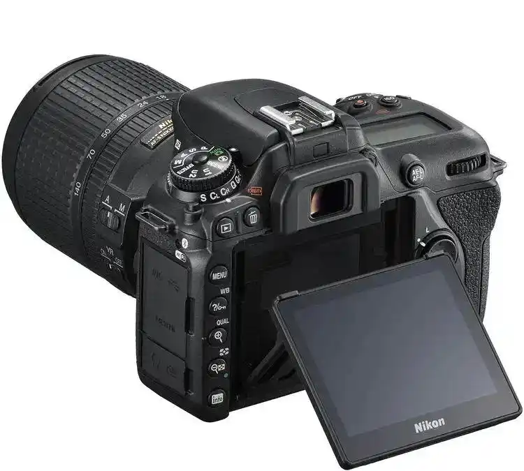 دوربین عکاسی نیکون d7500 با لنز 18-140 دست دو