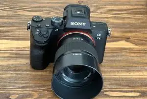 فروش دوربین a7iii با لنز سیگما 15 ملیون زیر قیمت دست دوم