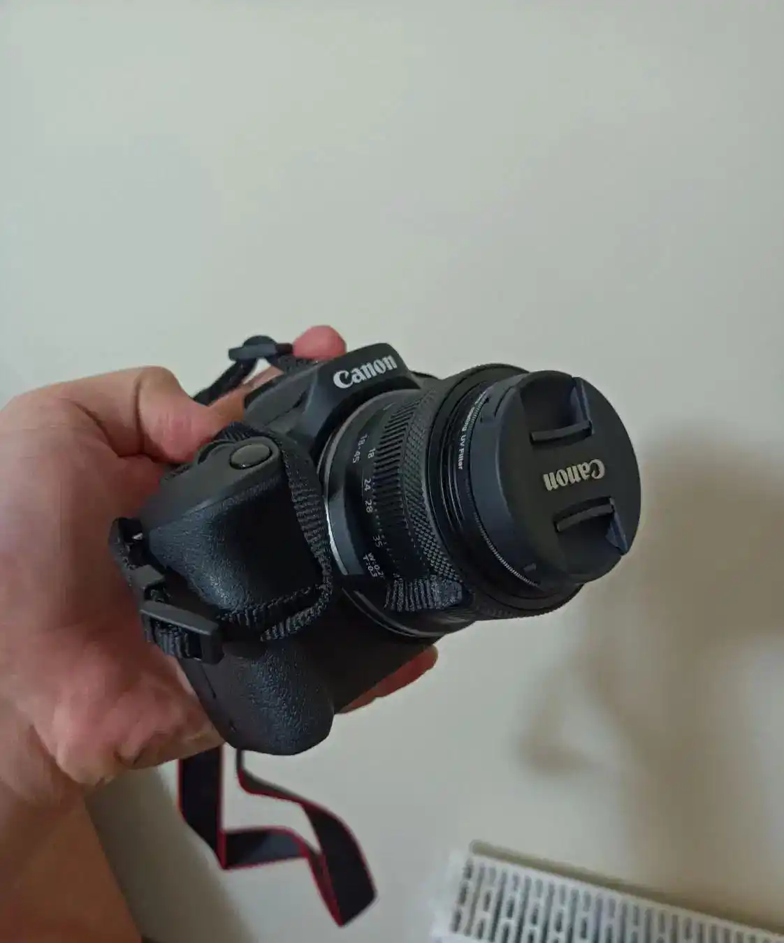 دوربین r100 canon درحد نو دست دو