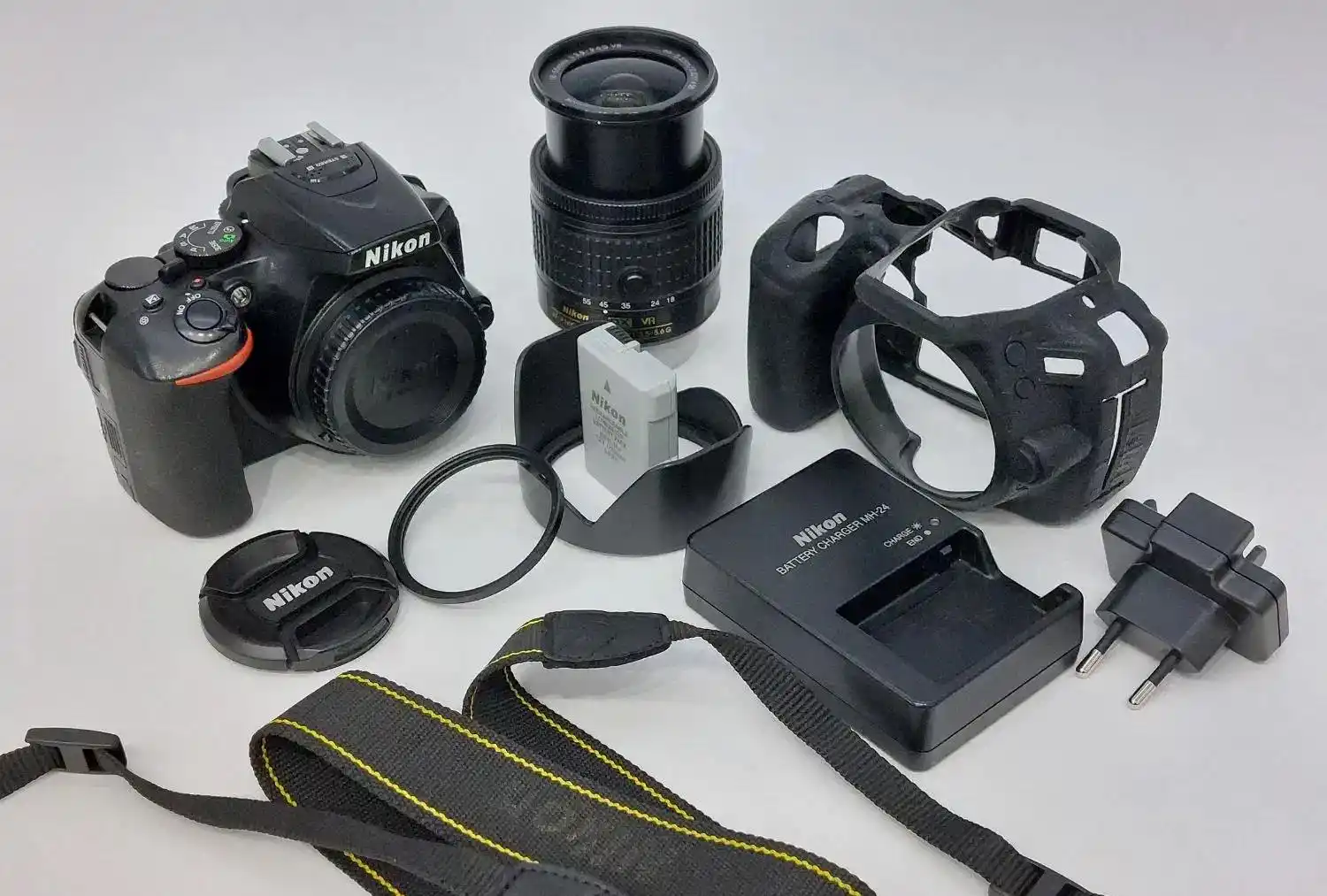 دوربین Nikon D5600 + لنز 18-55 VR دست دو