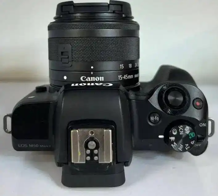 دوربین کنون m50 mark2 دست دو