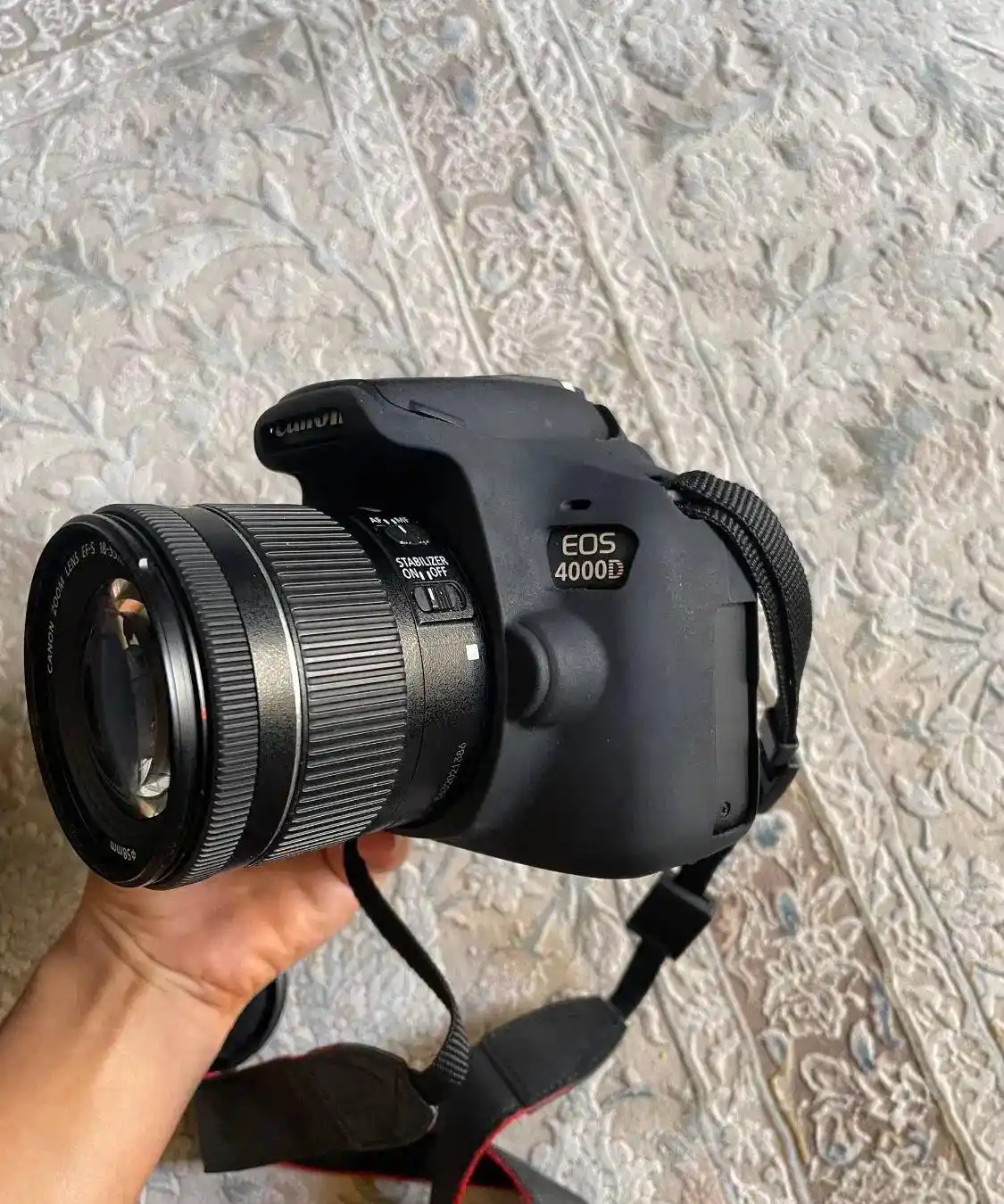 دوربین عکاسی 4000d دست دو