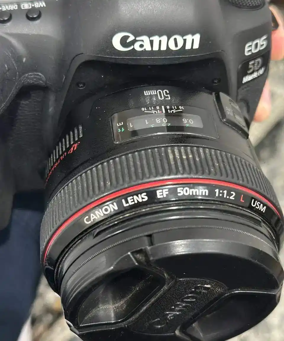 فروش دوربین کنون و لنز دست دو