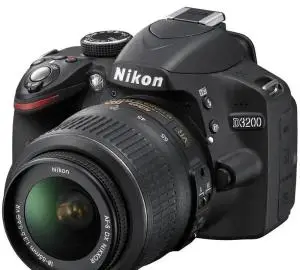دوربین حرفه ای نیکون | Nikon D3200+18-55MM دست دوم