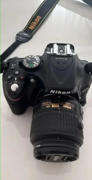 دوربین  نیکون d5200 دست دوم