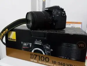 دوربین نیکون ۷۱۰۰D لنز 18.140 دست دوم