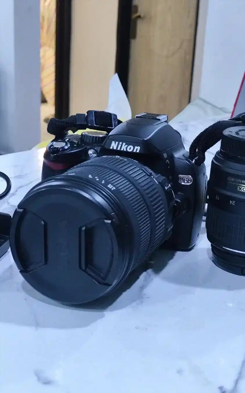 دوربین عکاسی SRL NIKON D60 دست دو