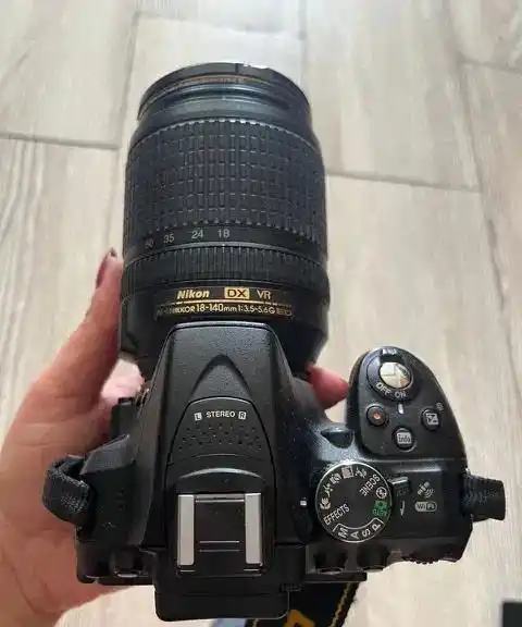 Nikon D5300 + لنز دست دو