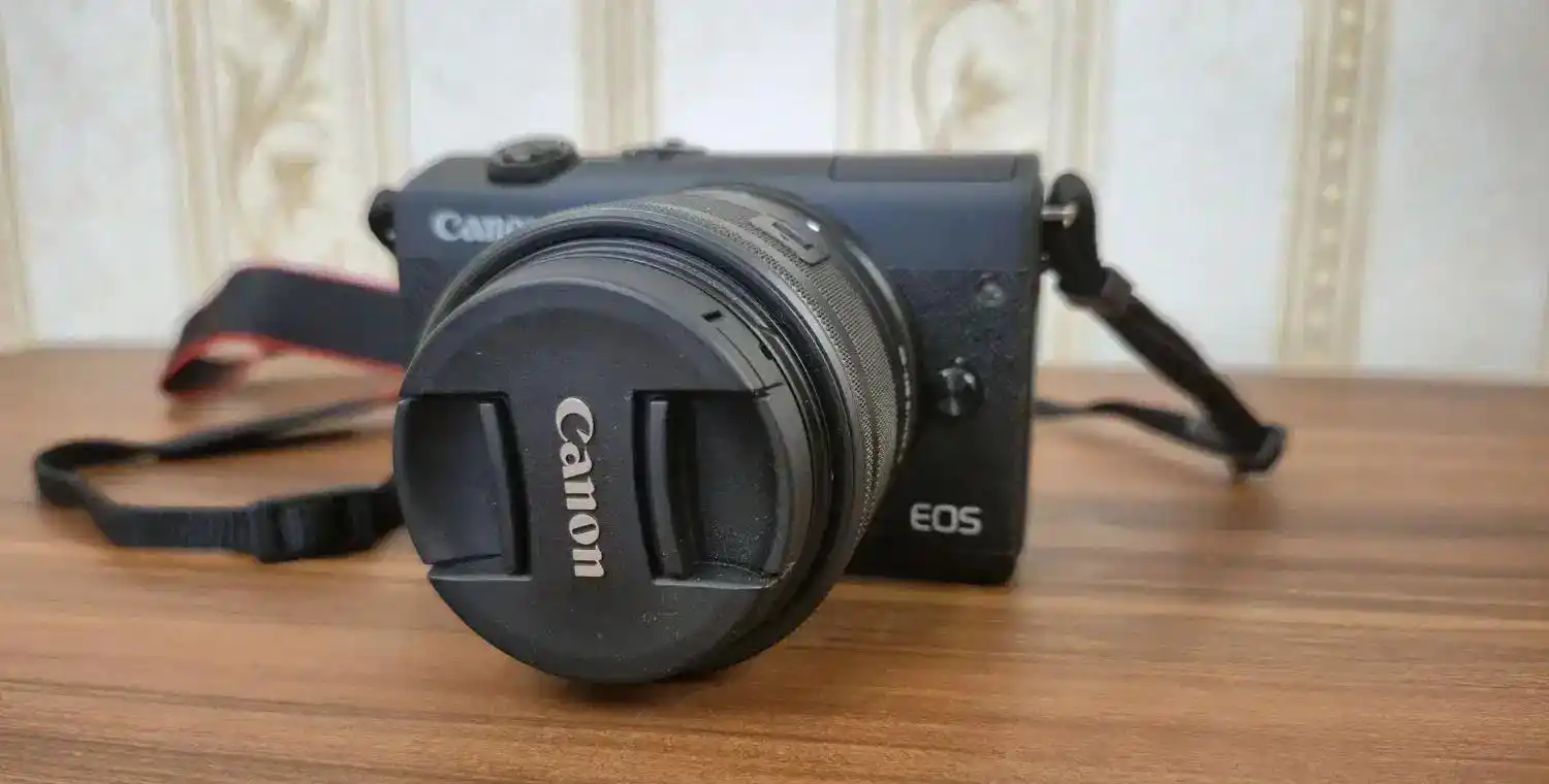 دوربین کنون CANON EOS M200 دست دو