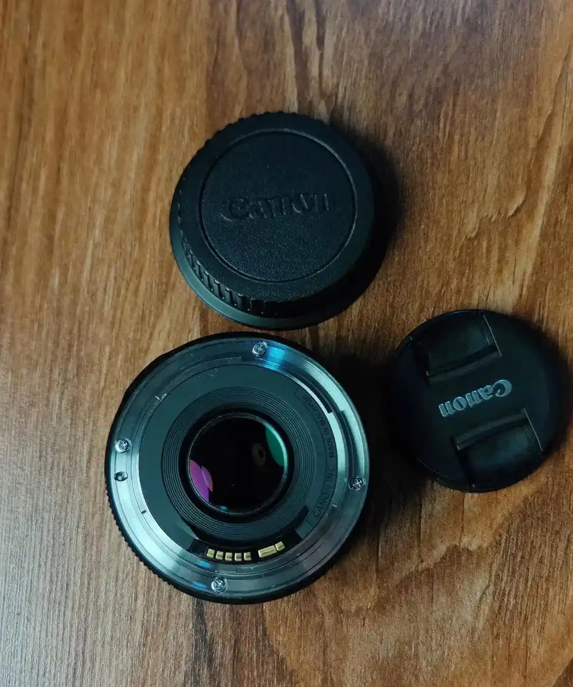 لنز 50 mm میلیمتر f1.8 کنون دست دو