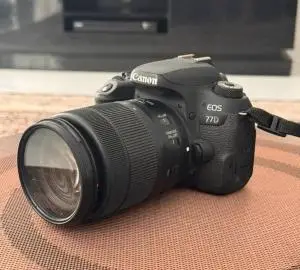 Canon 77d دست دوم