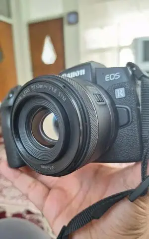 لنز canon 24-105mm دست دوم