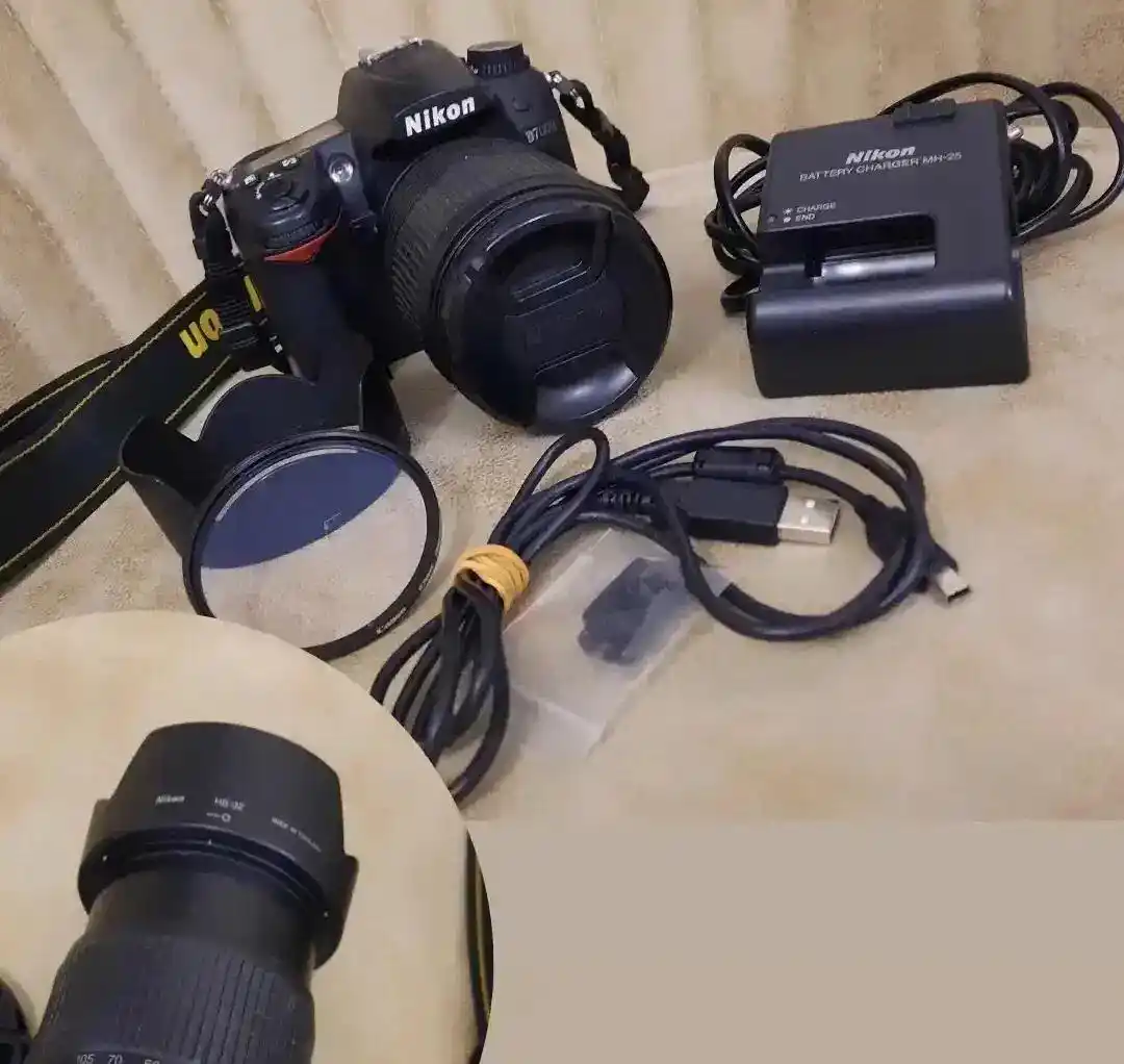 لنز نیکن ۱۸/۱۰۵ دست دو