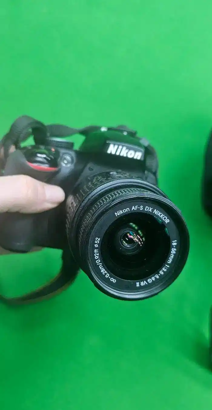 دوربین نیکون ۳۳۰۰ دست دو