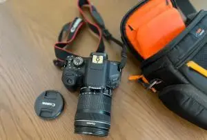 دوربین نیکون D750 با لنز ۲۴-۱۲۰ دست دوم