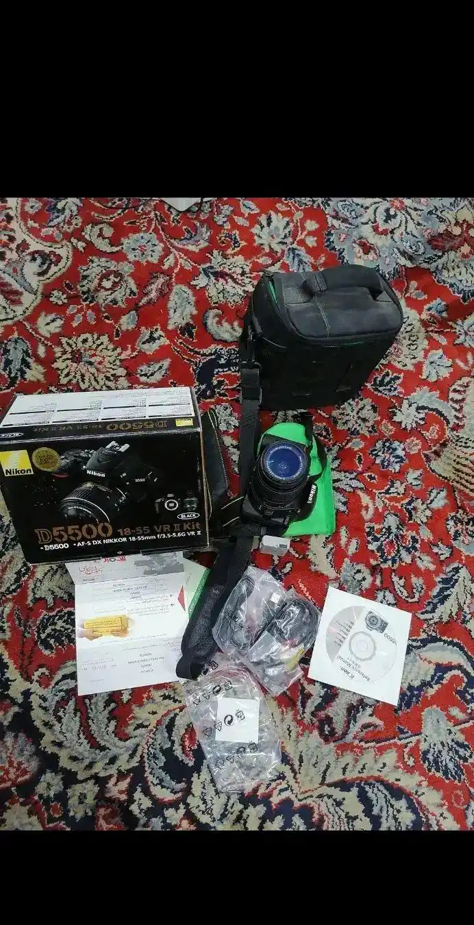 نیکون D5500 سالم چن سال خواب دست دو